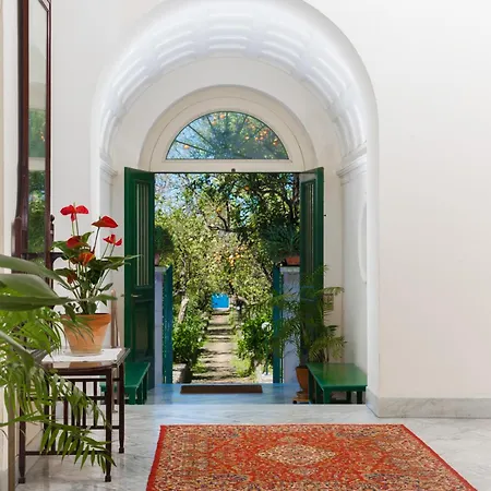 Tozzoli 'top' Floor Appartement *