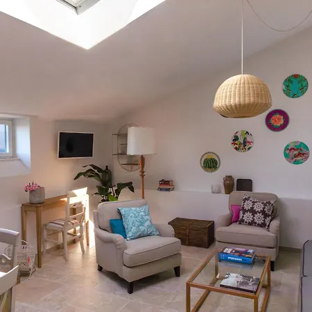 Tozzoli 'top' Floor Appartement Sorrente