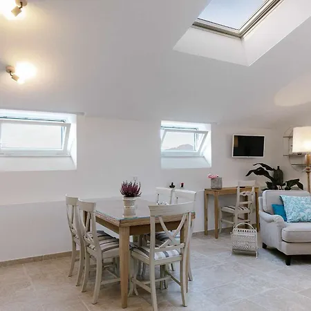 Appartamento Tozzoli 'top' Floor Sorrento