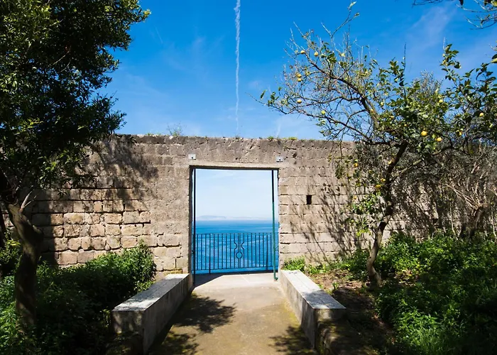 Tozzoli 'top' Floor * ソレント