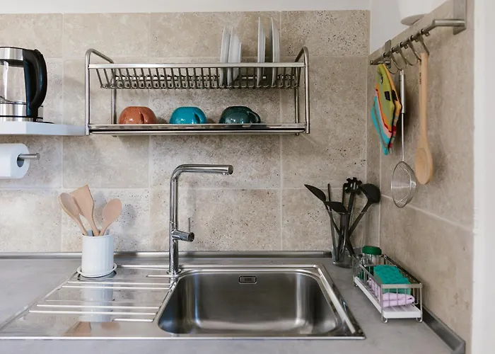 Tozzoli 'top' Floor *