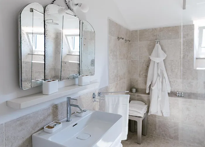 Tozzoli 'top' Floor アパート