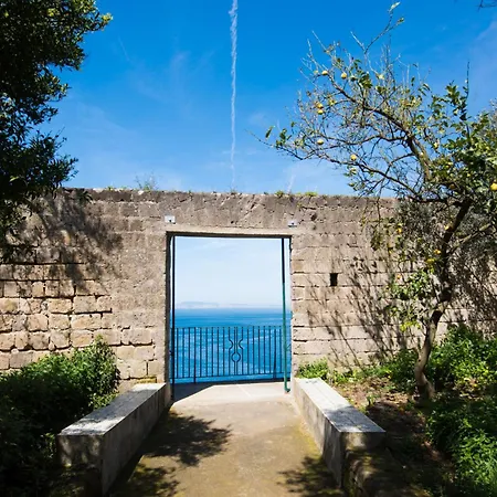 Tozzoli 'top' Floor * 索伦托